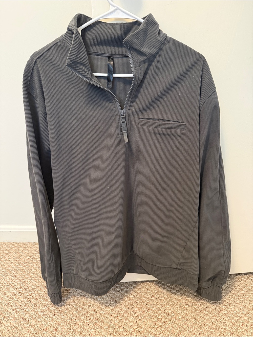 Fabletic’s Men's Gray Ribbed Quarter-Zip Pullover Sweater